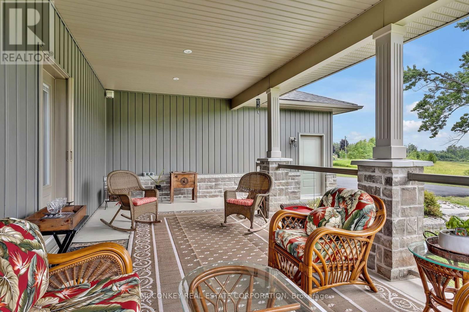 124 ALMEARA DRIVE Image 36