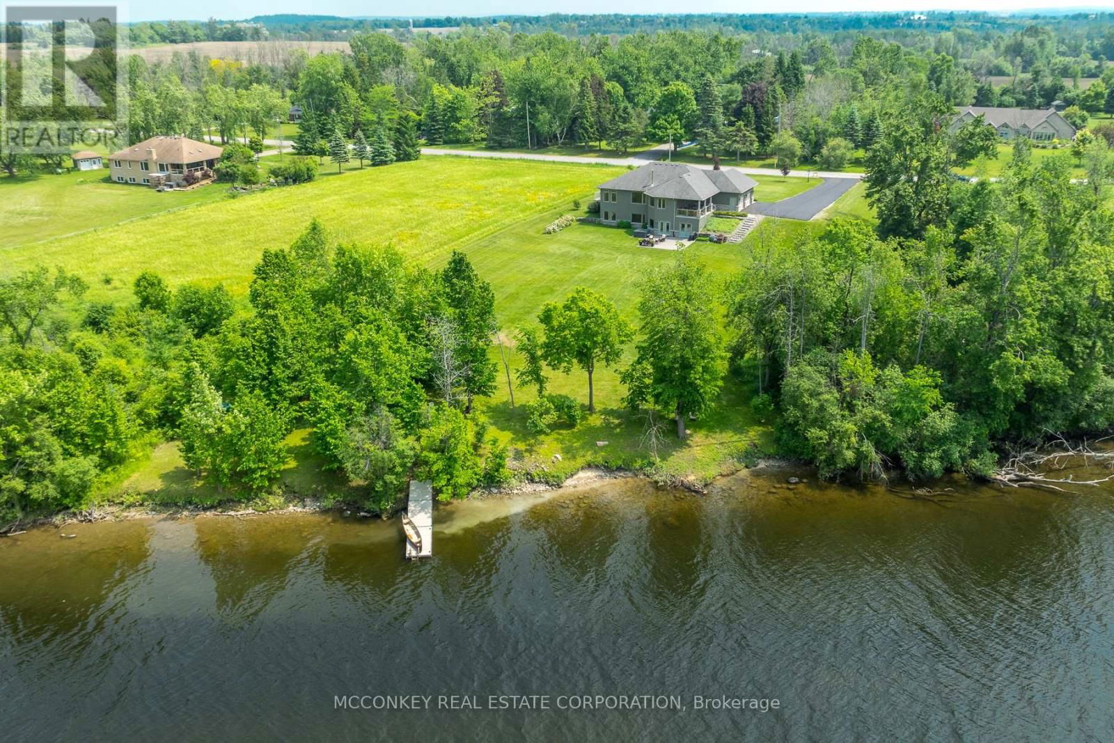 124 ALMEARA DRIVE Image 44