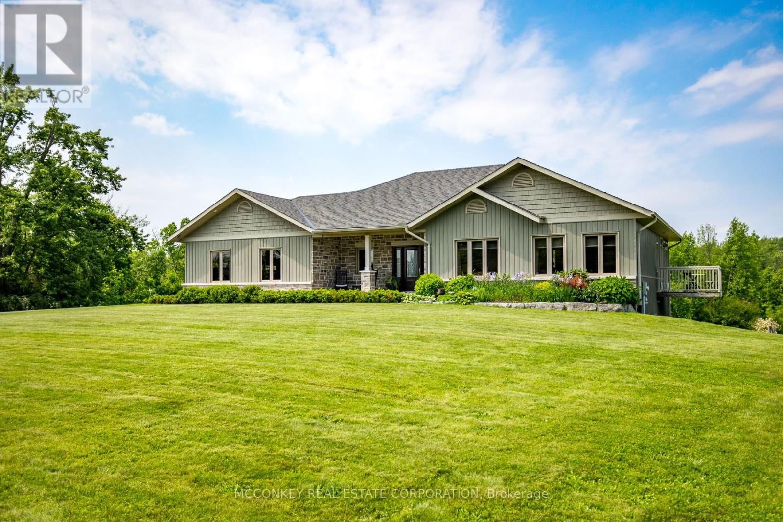 124 ALMEARA DRIVE Image 8