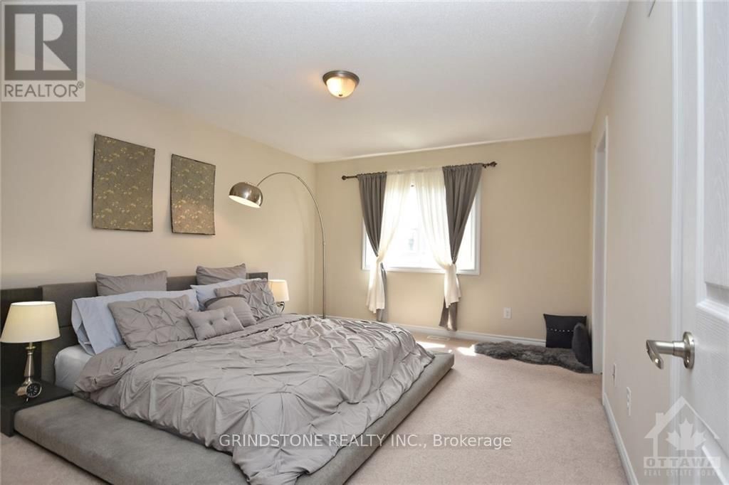 2414 NUTGROVE AVENUE Image 10