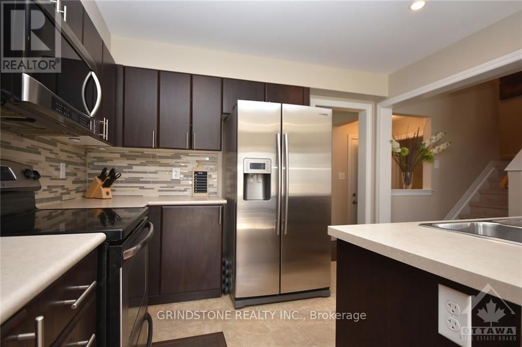 2414 NUTGROVE AVENUE Image 7
