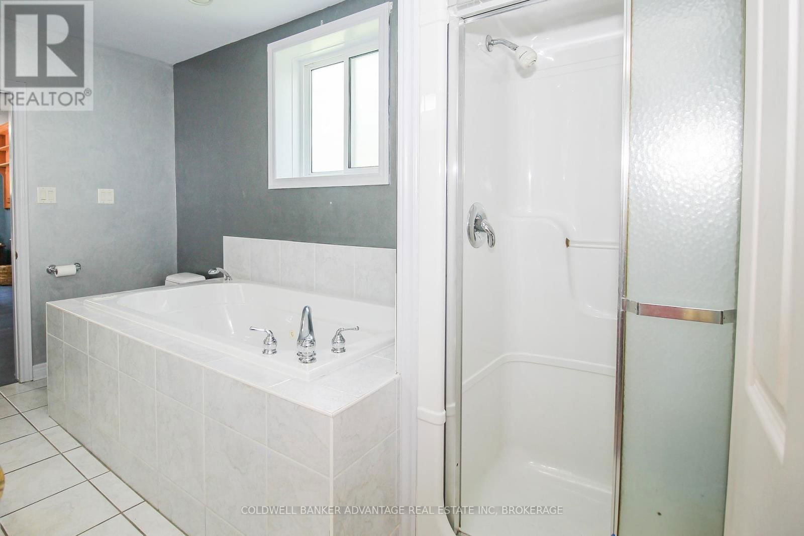 40 GRETEL DRIVE Image 25