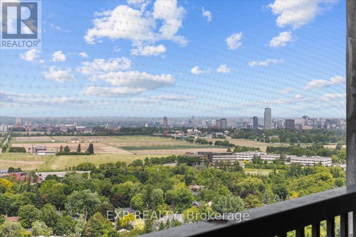 2509 - 900 DYNES ROAD Image 24