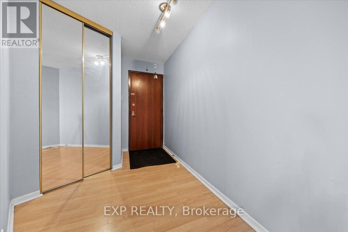 2509 - 900 DYNES ROAD Image 4