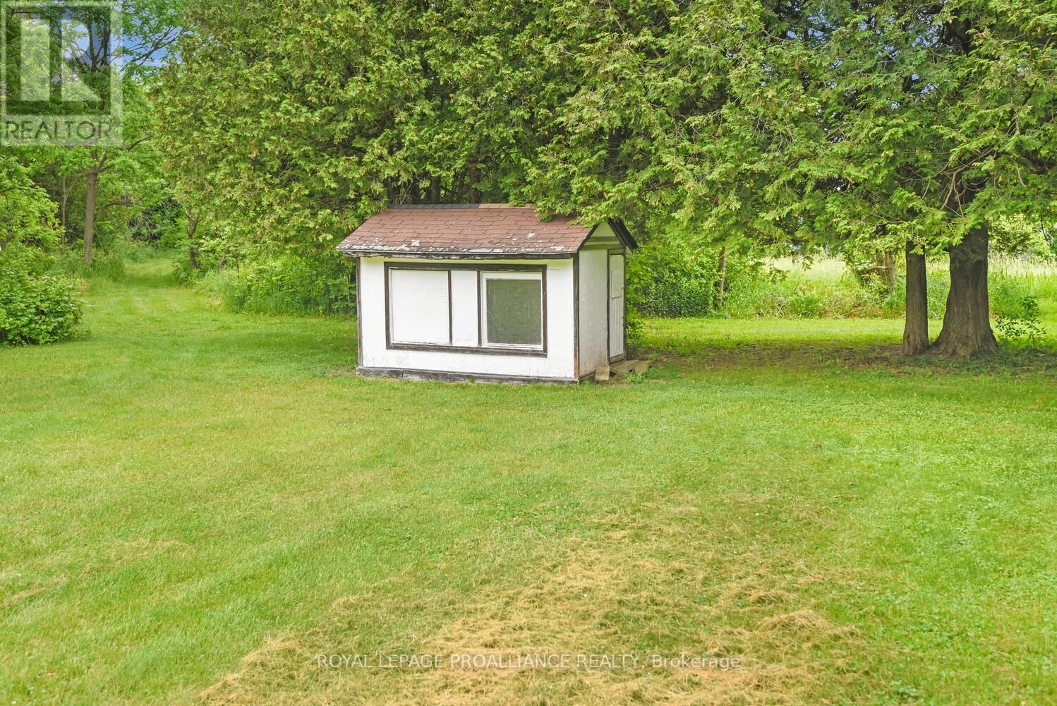 3646 MAPLE AVENUE Image 23
