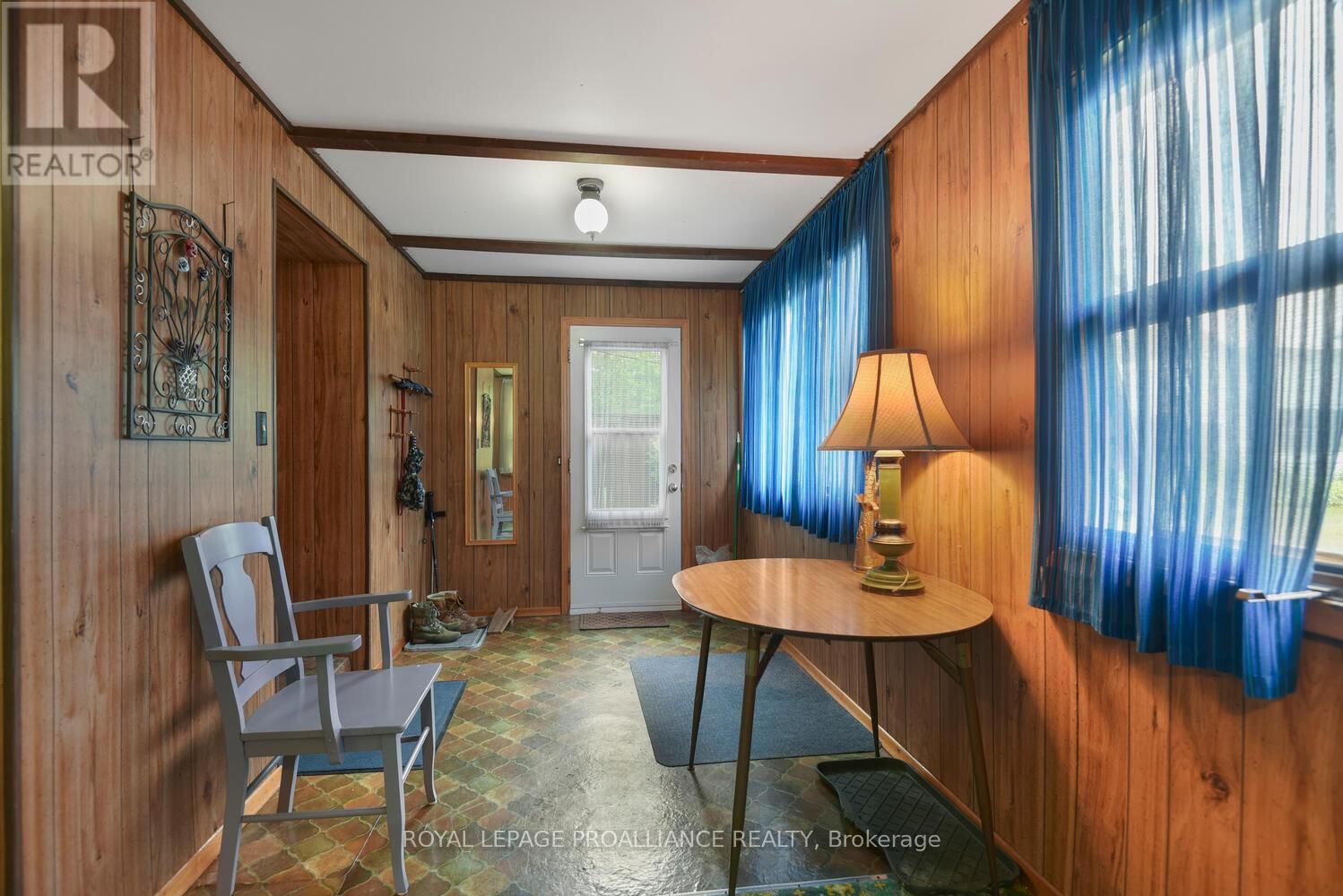 3646 MAPLE AVENUE Image 6