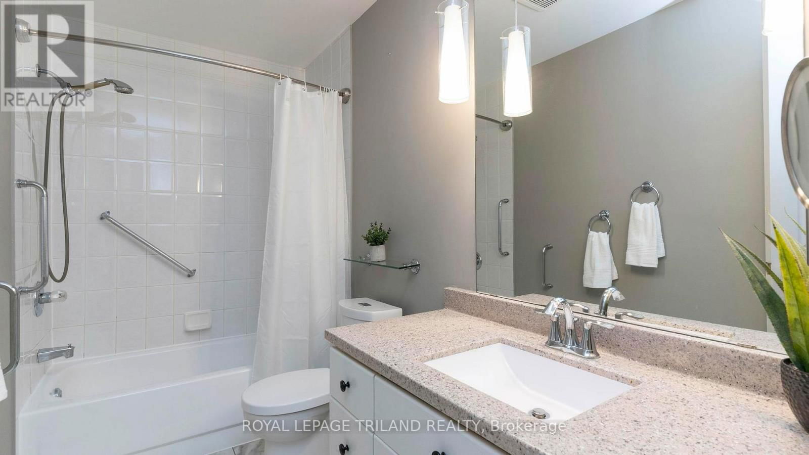 7 - 1241 HAMILTON ROAD Image 14