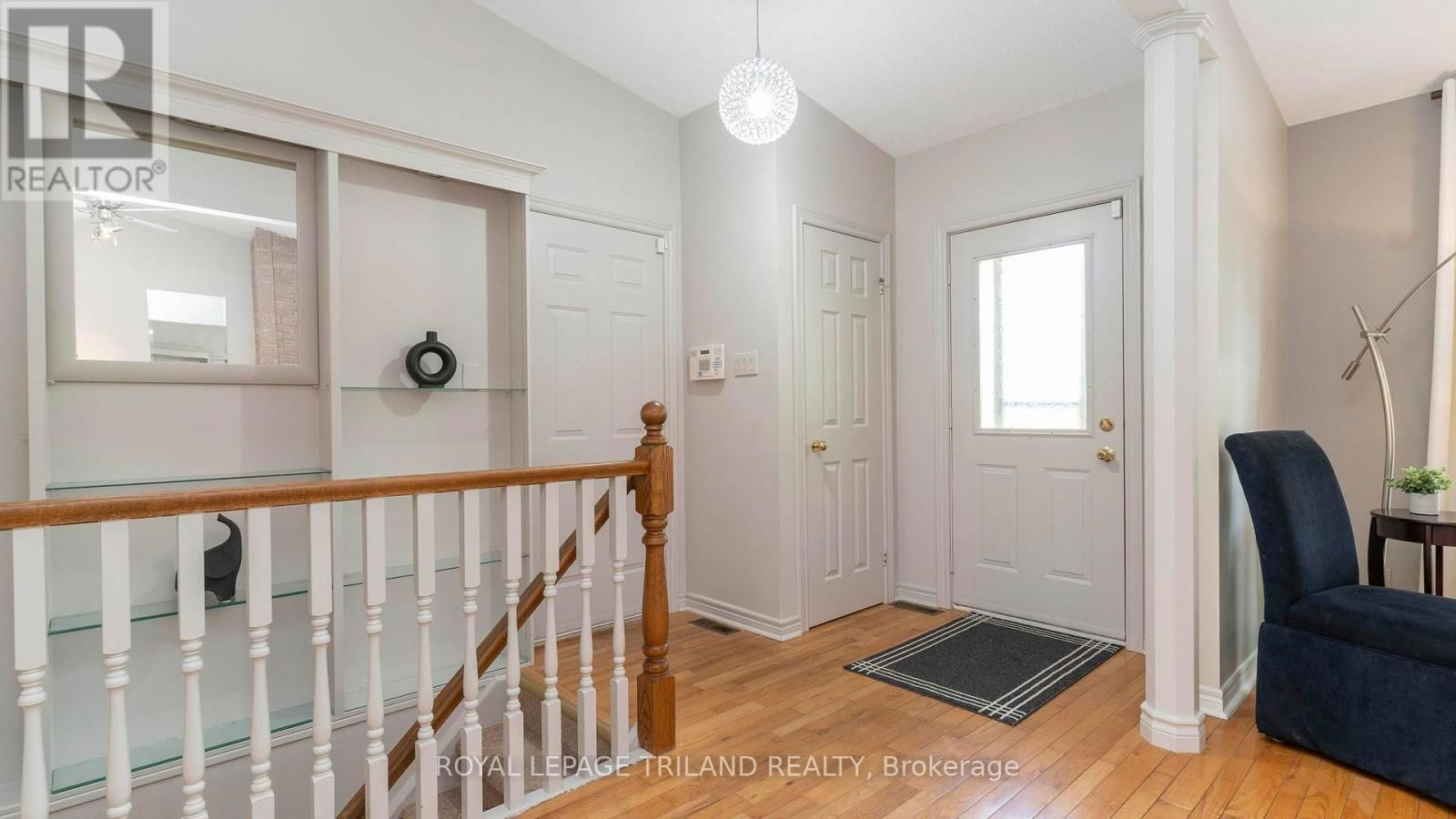 7 - 1241 HAMILTON ROAD Image 3