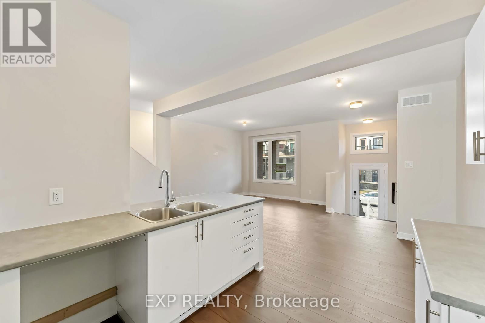 209 SPECKLED ALDER ROW Image 11