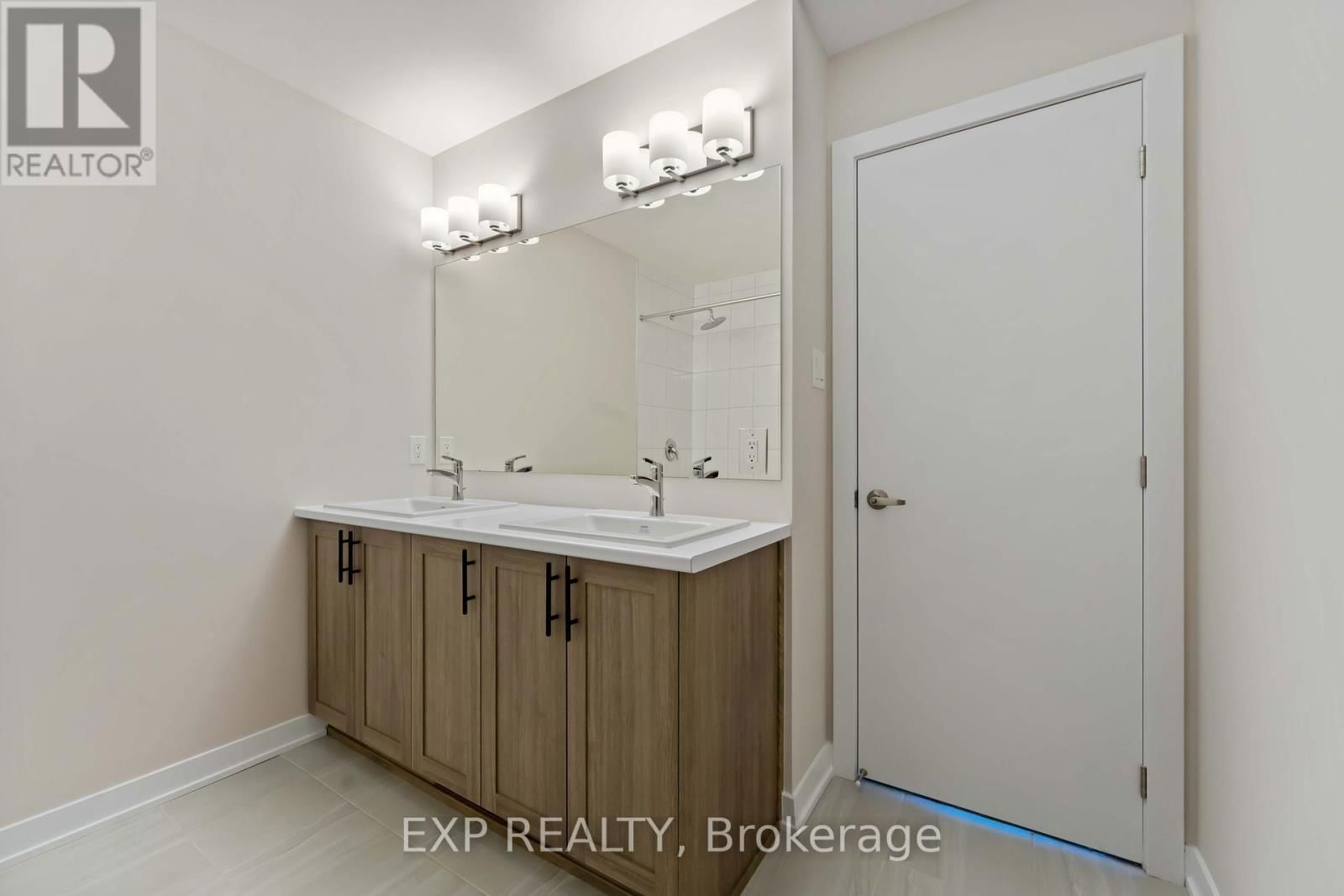 209 SPECKLED ALDER ROW Image 32