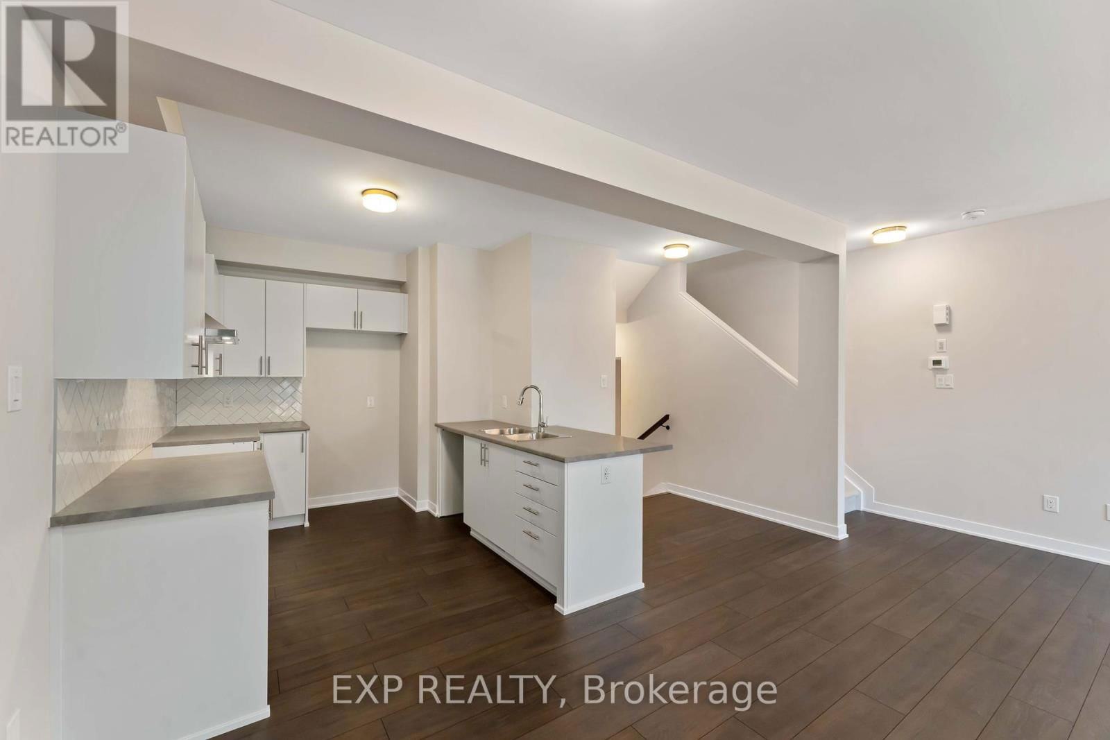 209 SPECKLED ALDER ROW Image 6