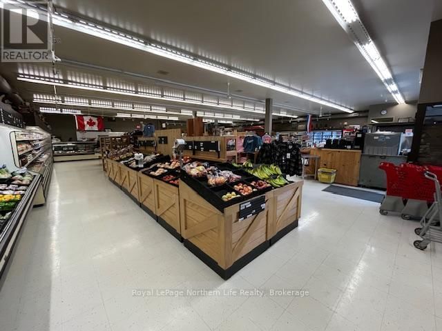 6722 HIGHWAY 11 NORTH Image 16