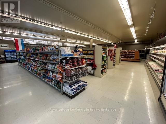 6722 HIGHWAY 11 NORTH Image 22