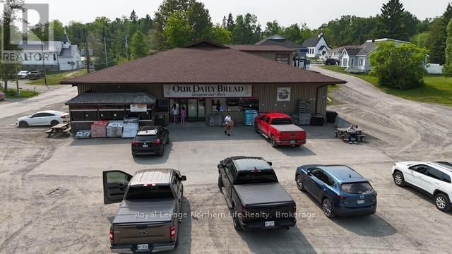 6722 HIGHWAY 11 NORTH Image 7