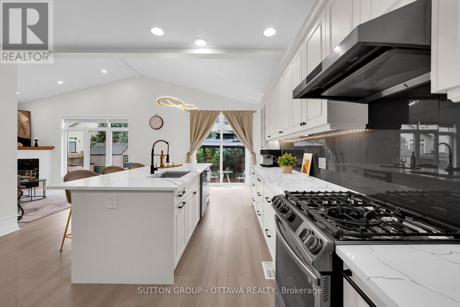 8 DUNN STREET Image 18