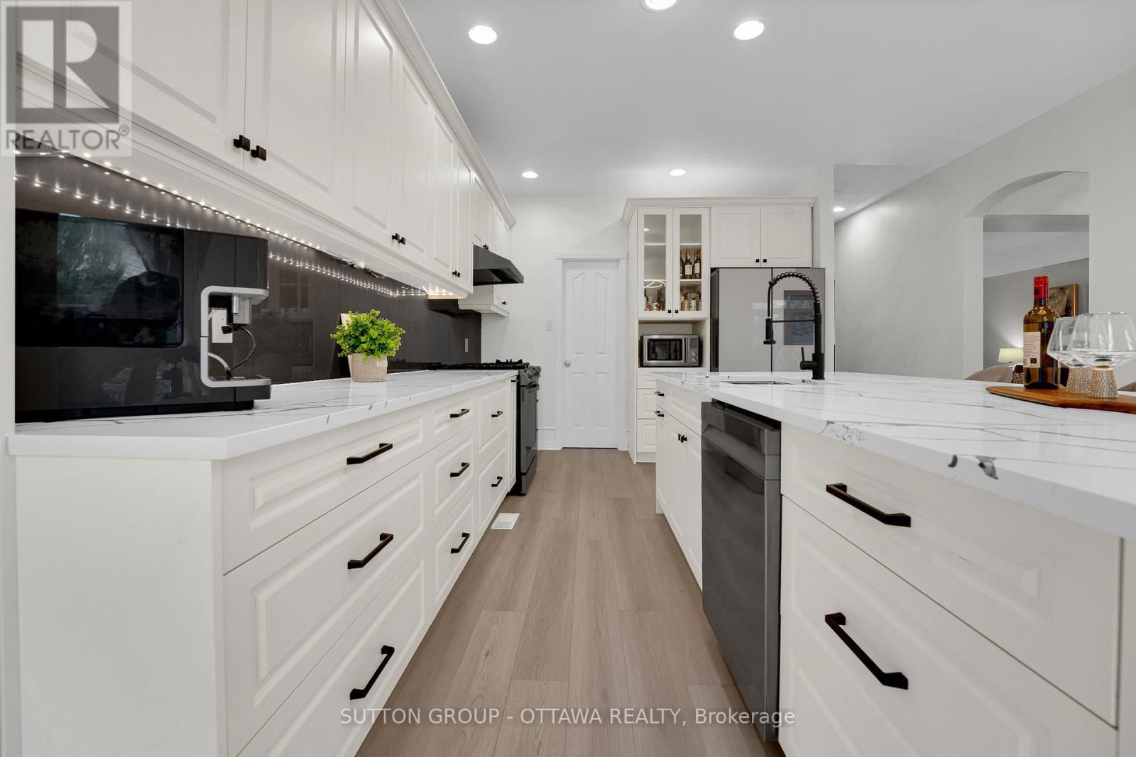 8 DUNN STREET Image 19