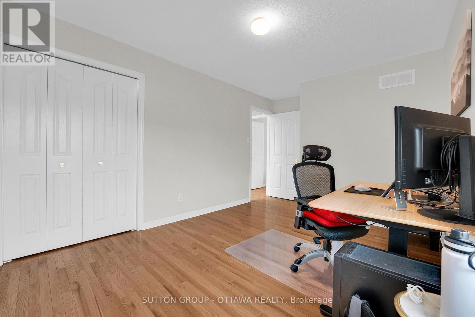 8 DUNN STREET Image 35