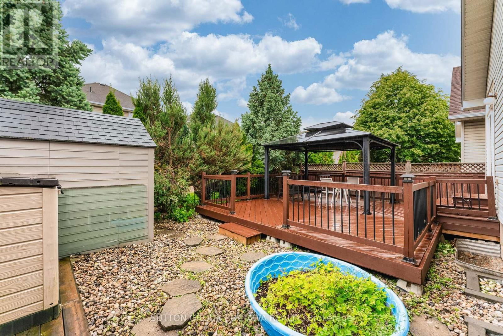8 DUNN STREET Image 45