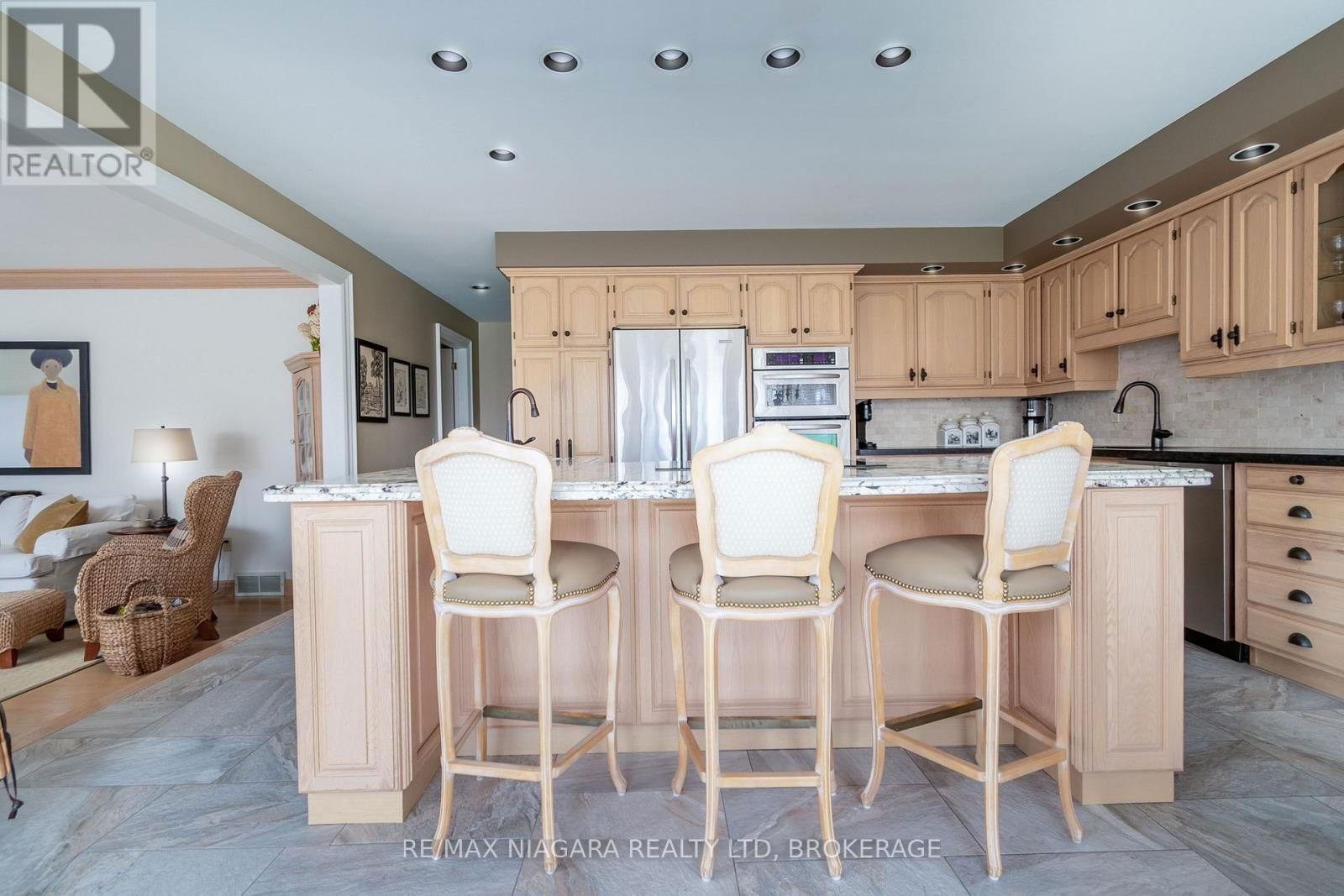 101 PORT MASTER DRIVE Image 9