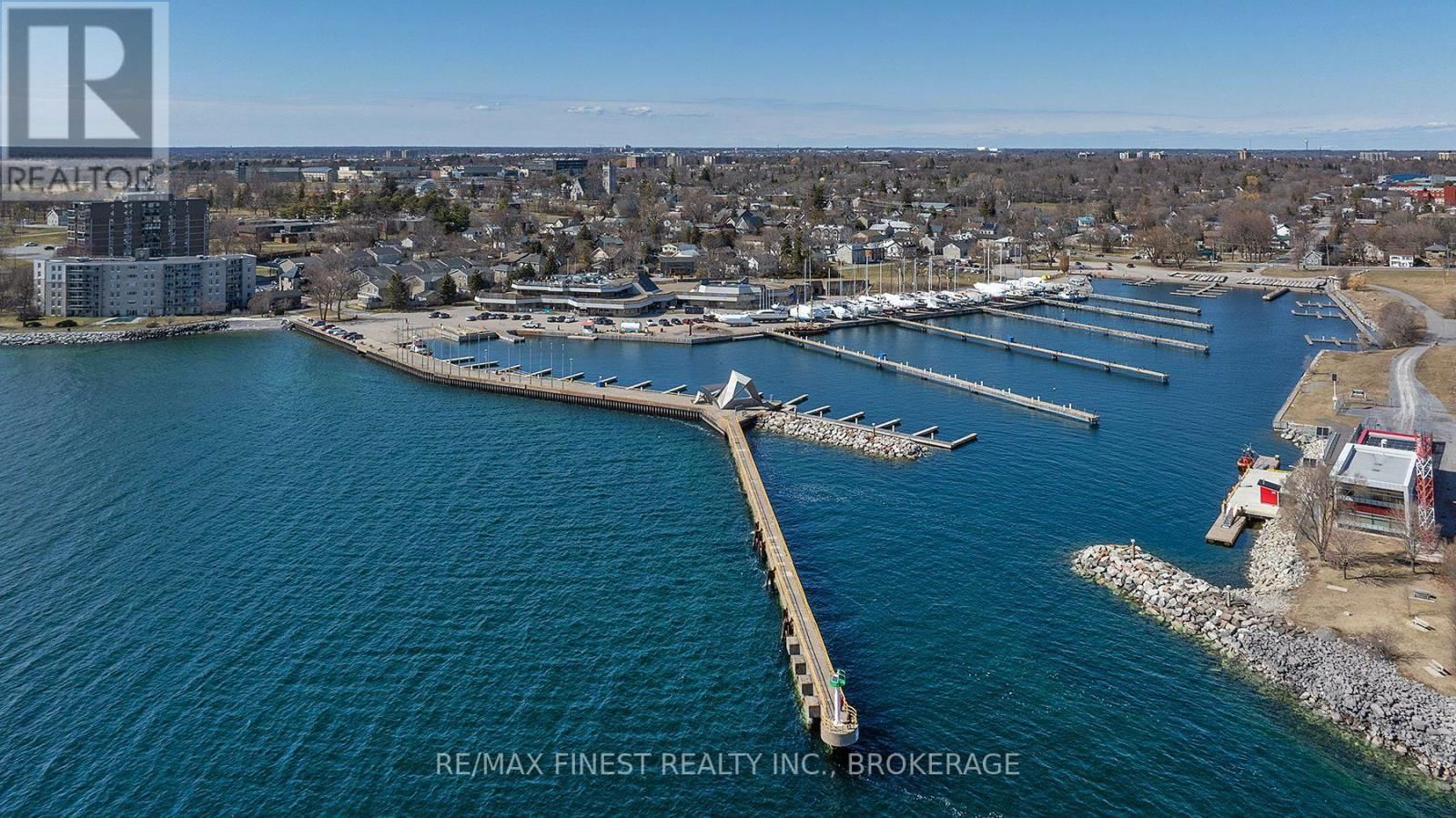 589 KING STREET WEST Image 38