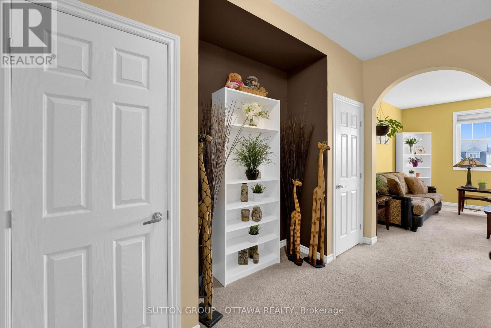3596 CAMBRIAN ROAD Image 19