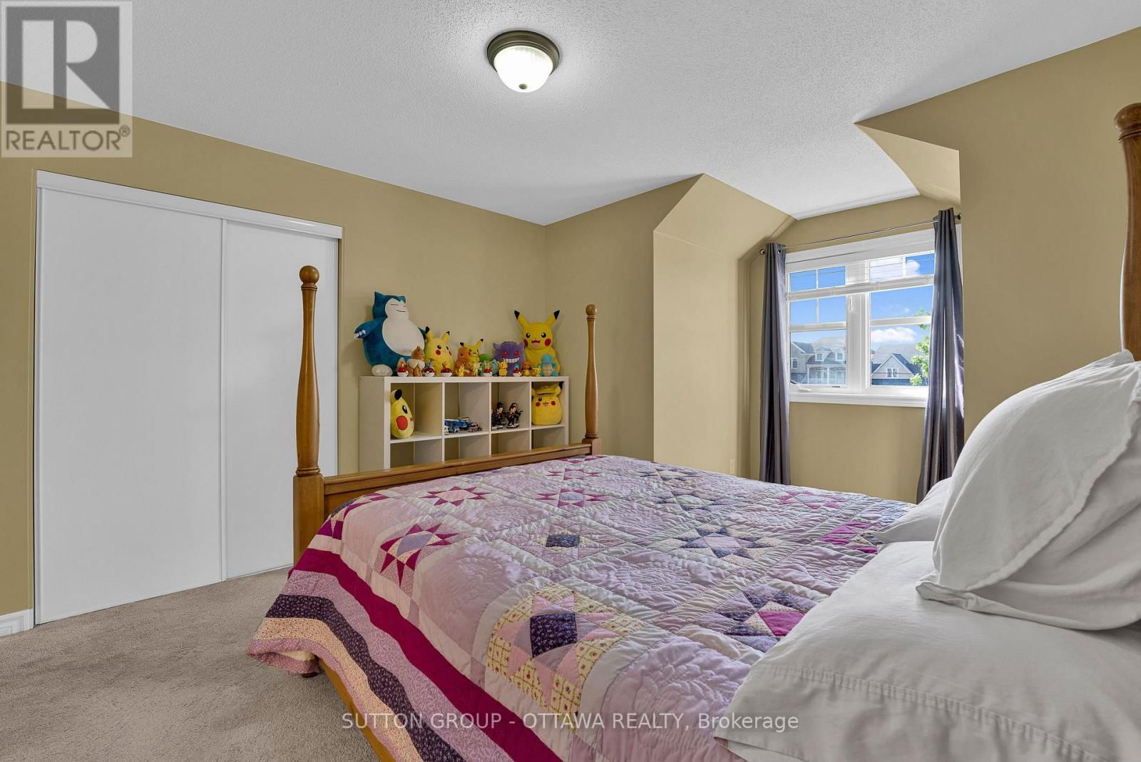 3596 CAMBRIAN ROAD Image 32