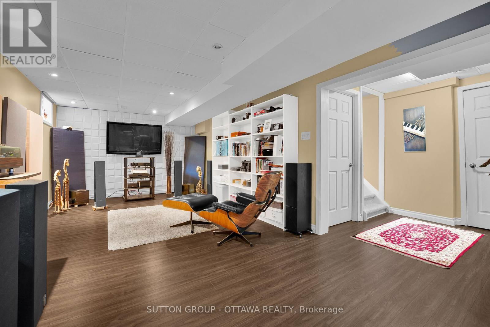 3596 CAMBRIAN ROAD Image 35