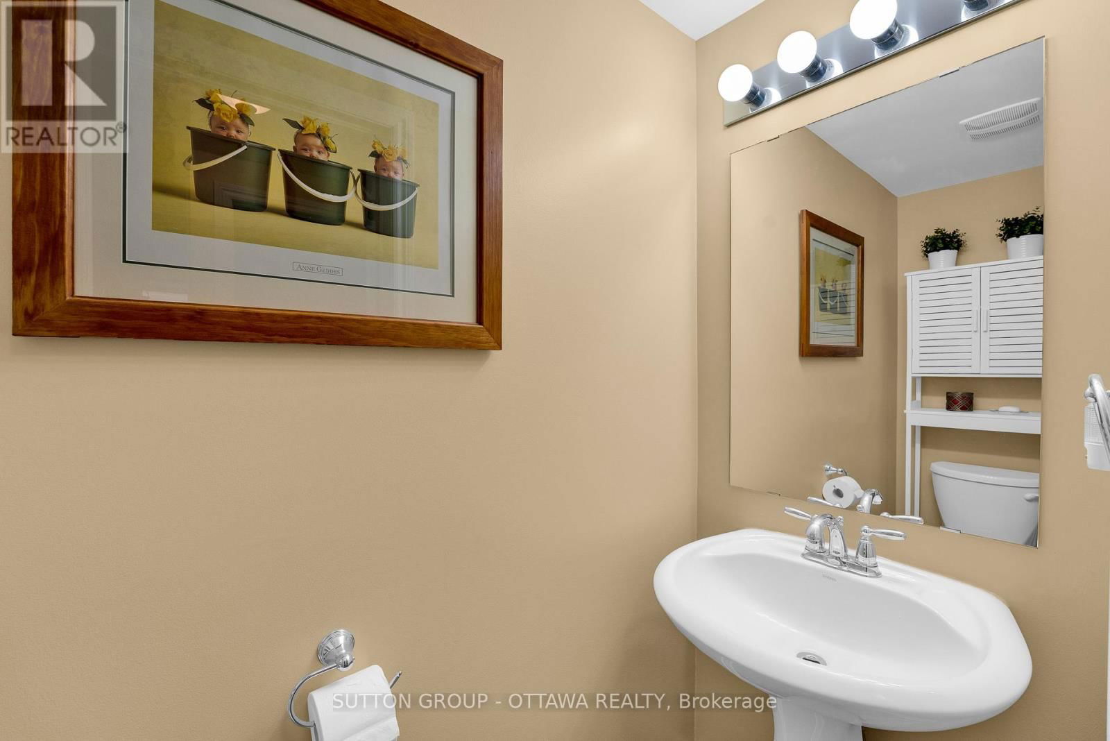 3596 CAMBRIAN ROAD Image 40