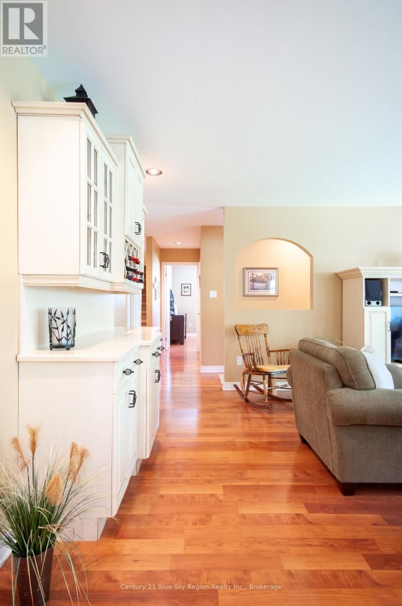 117 PARGETER DRIVE Image 18