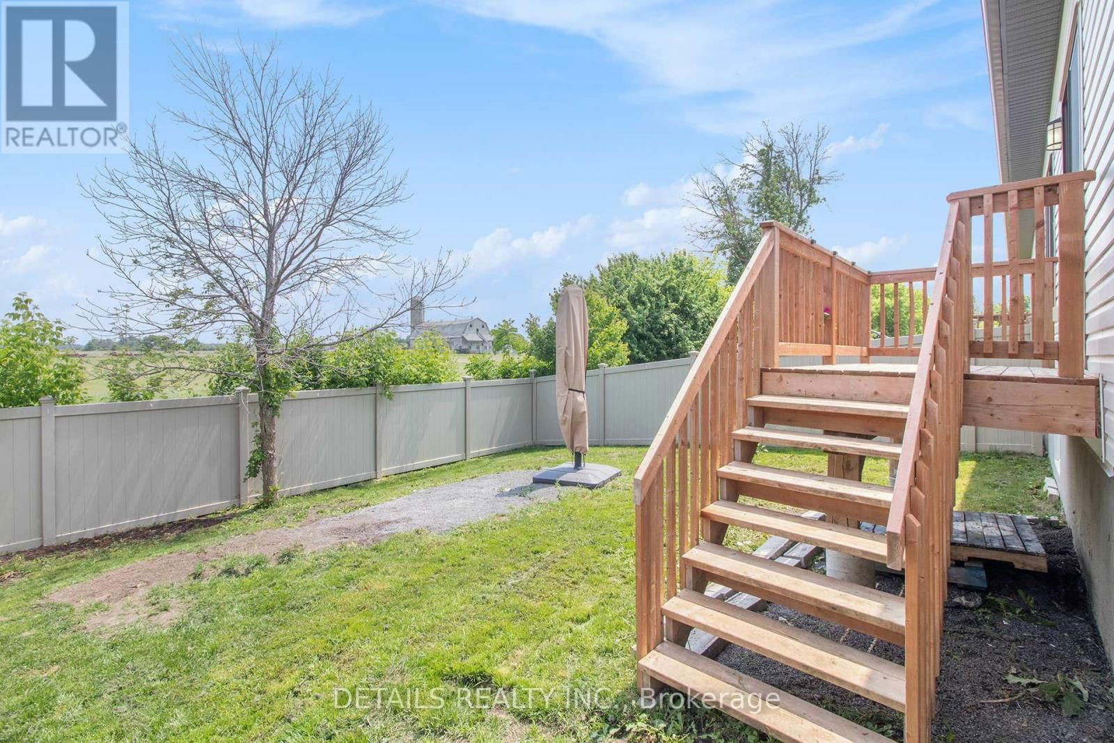 463 LANCASTER LANE Image 29