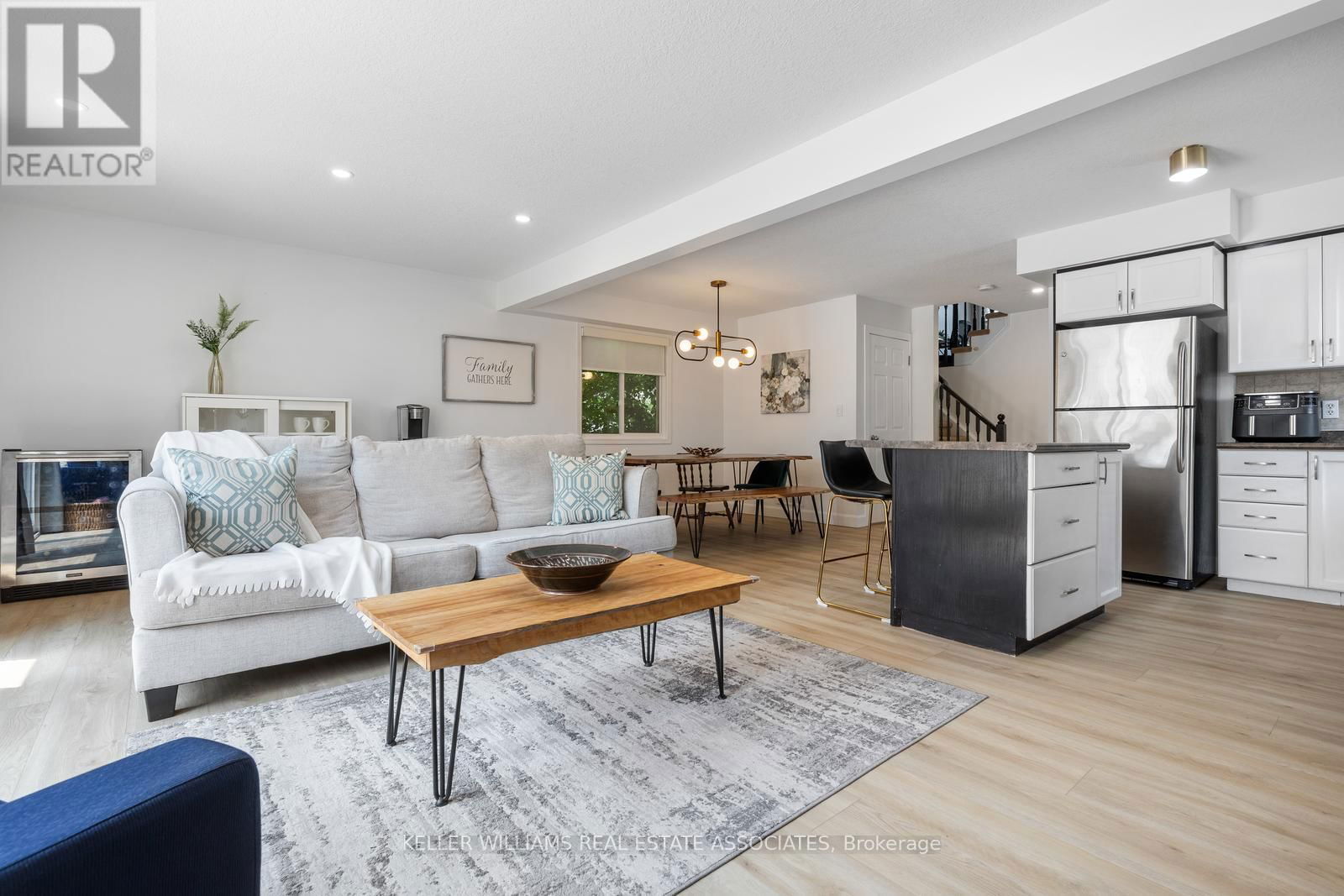 209 SUNNY MEADOW COURT Image 12