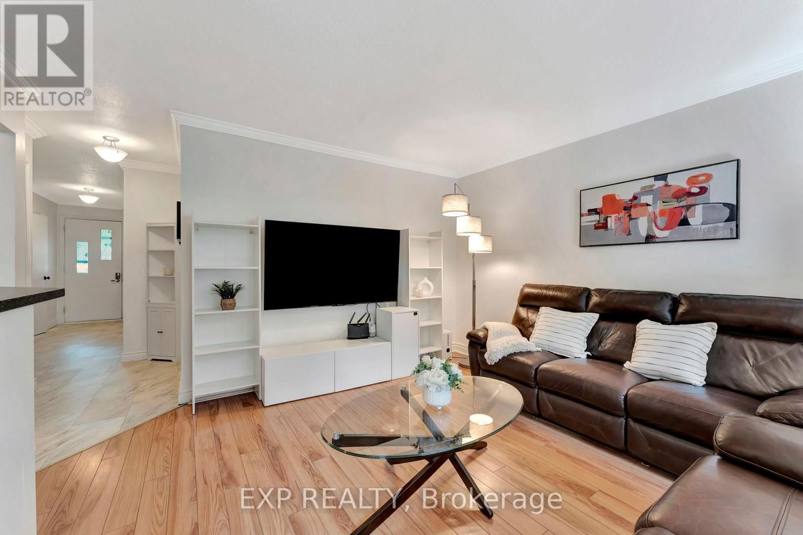 C - 10 ARNOLD DRIVE Image 8