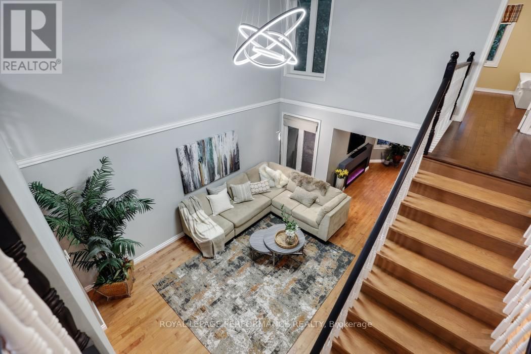 61 WYCLIFFE STREET Image 28