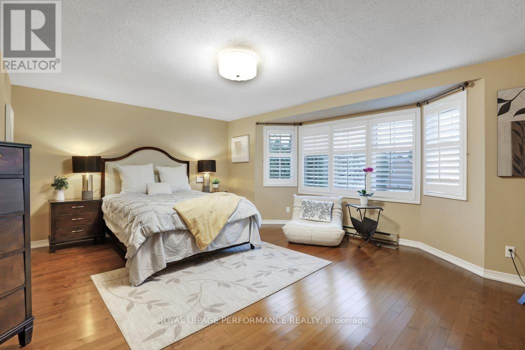 61 WYCLIFFE STREET Image 31