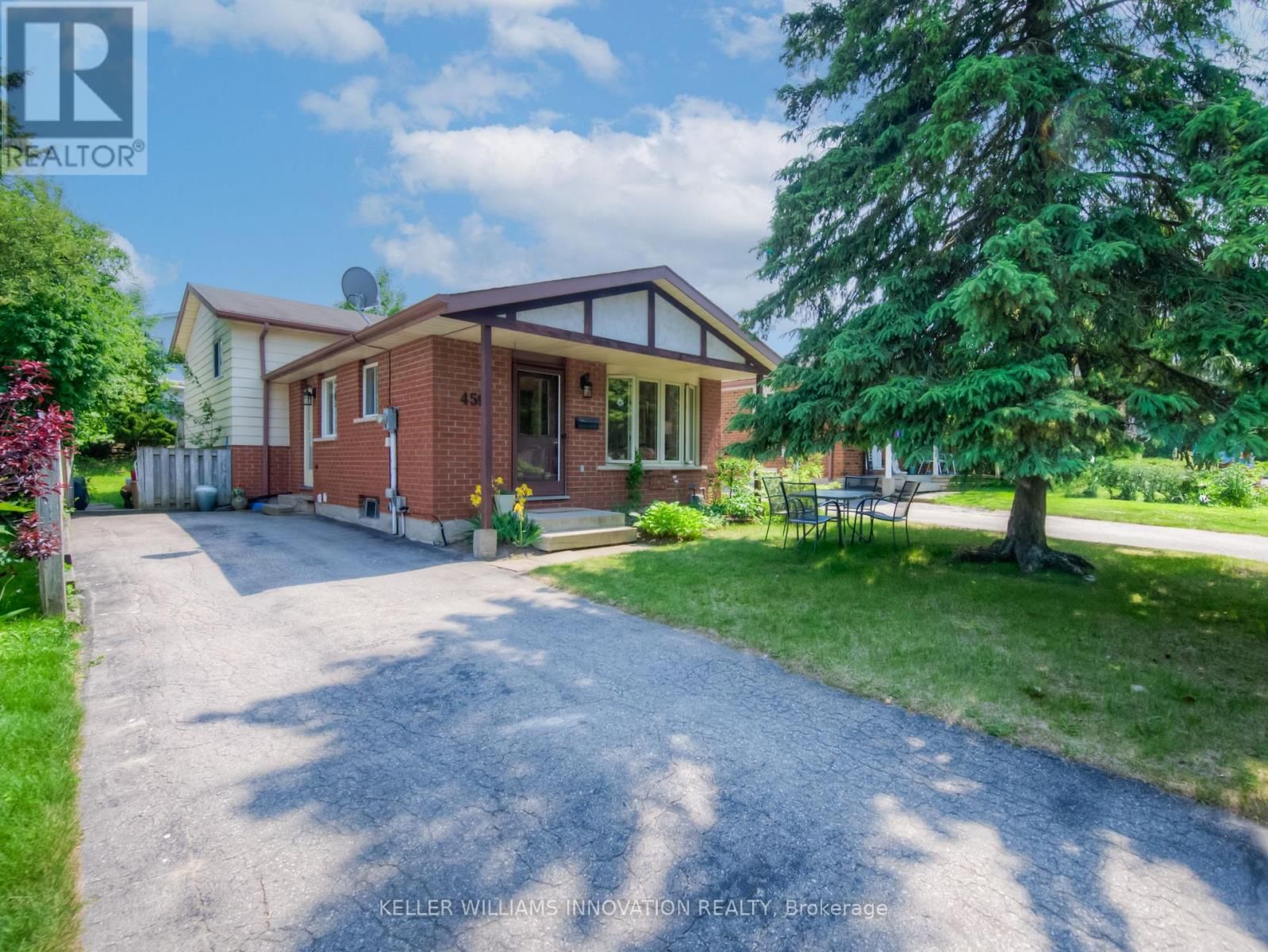 459 DRUMMERHILL CRESCENT Image 2
