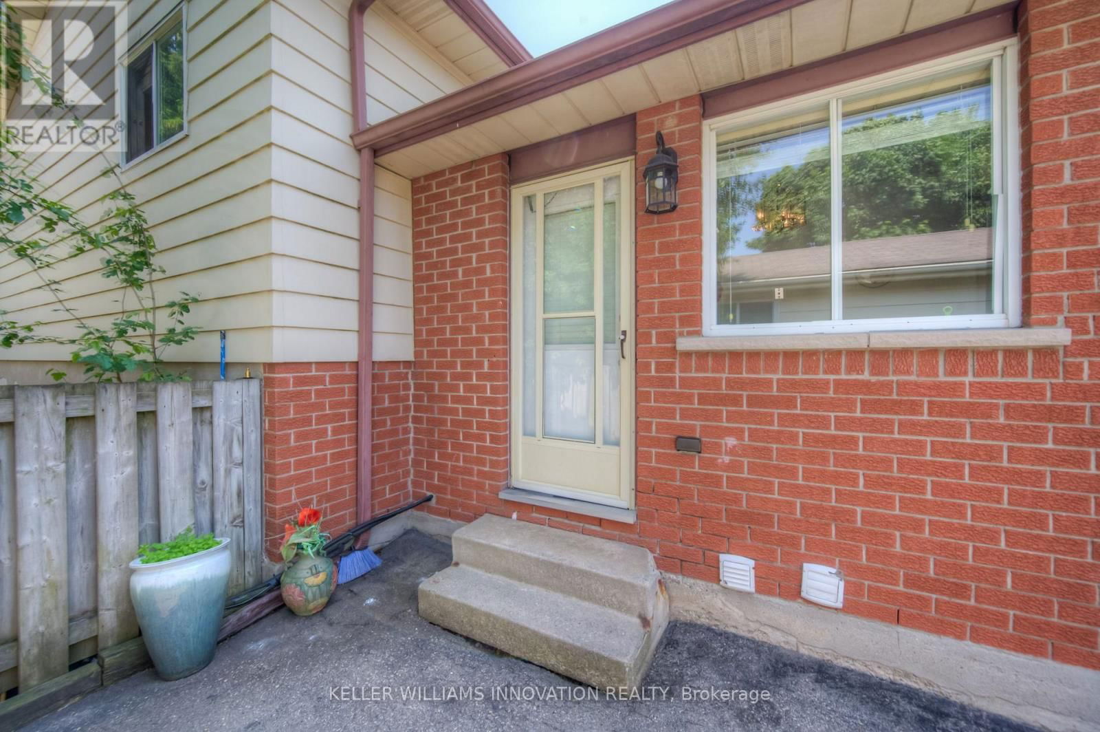 459 DRUMMERHILL CRESCENT Image 8