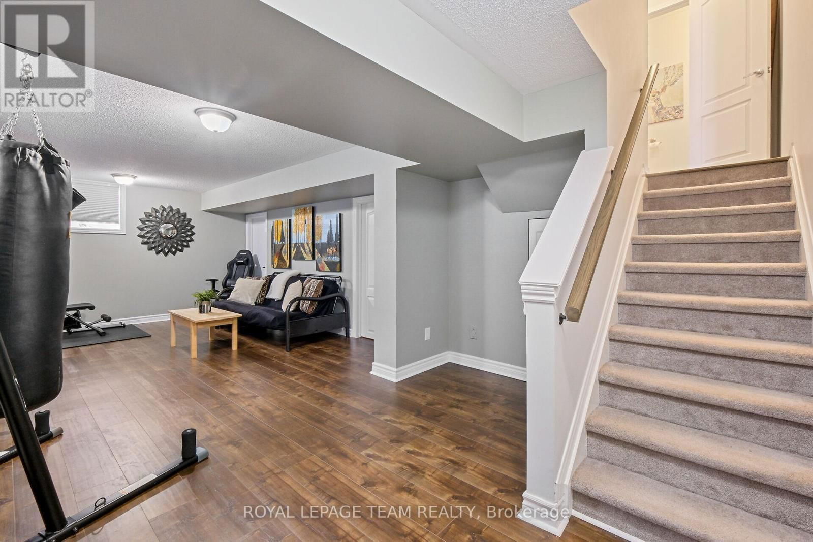1871 GLENCREST ROAD Image 27