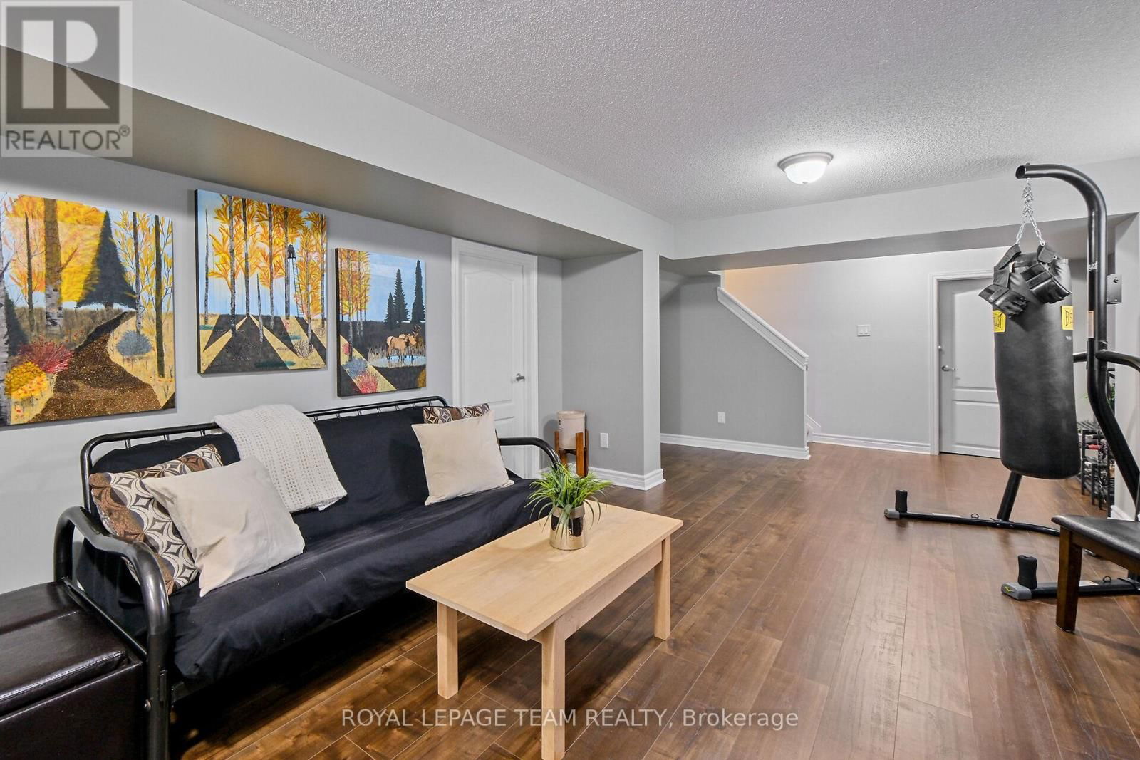 1871 GLENCREST ROAD Image 30