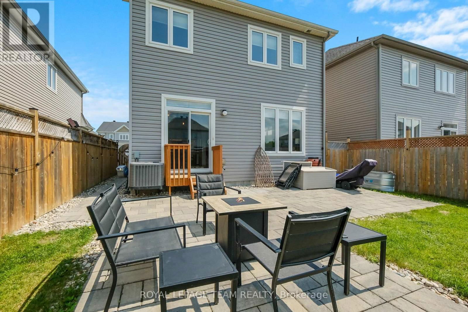 1871 GLENCREST ROAD Image 34