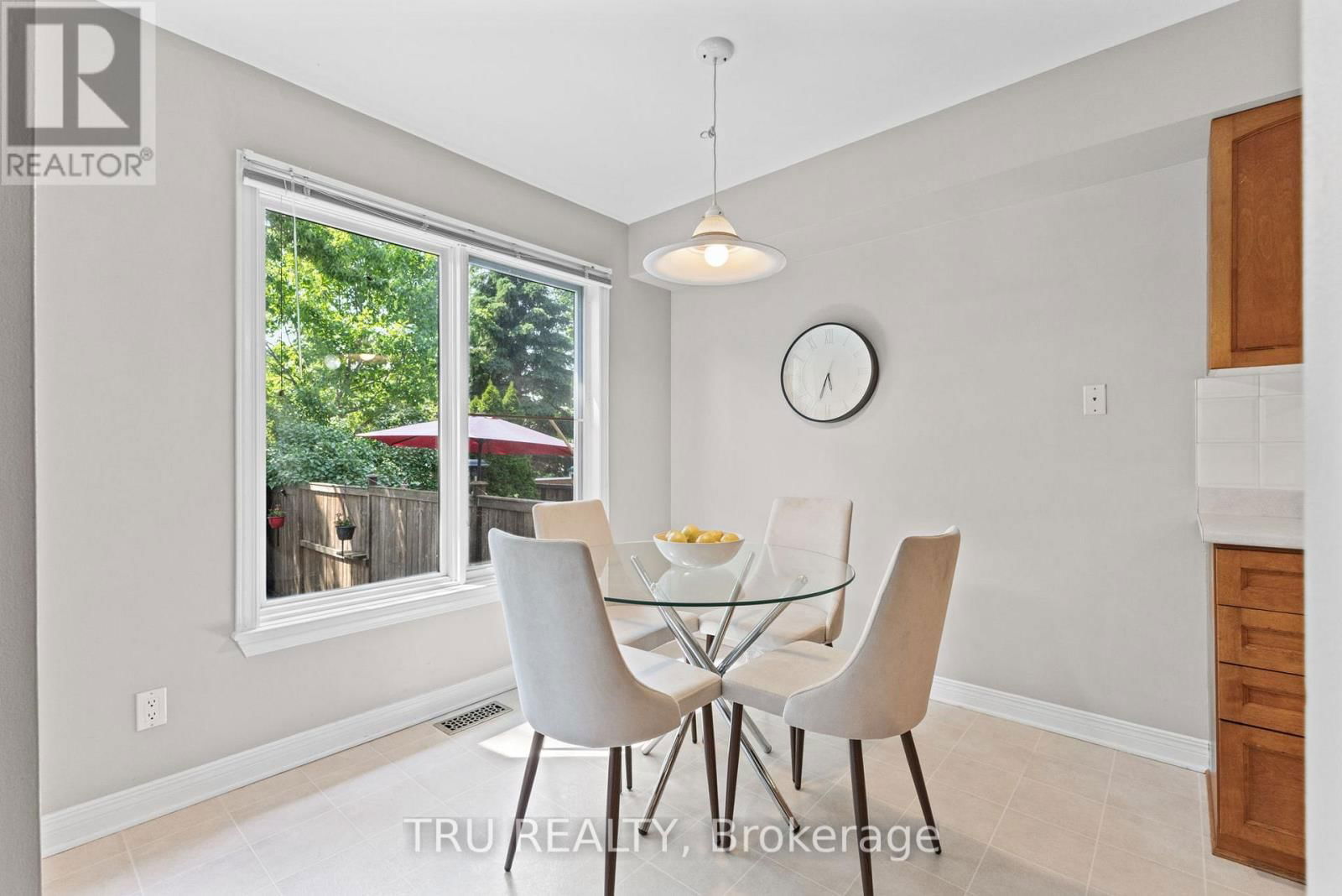 116 REDPATH DRIVE Image 11