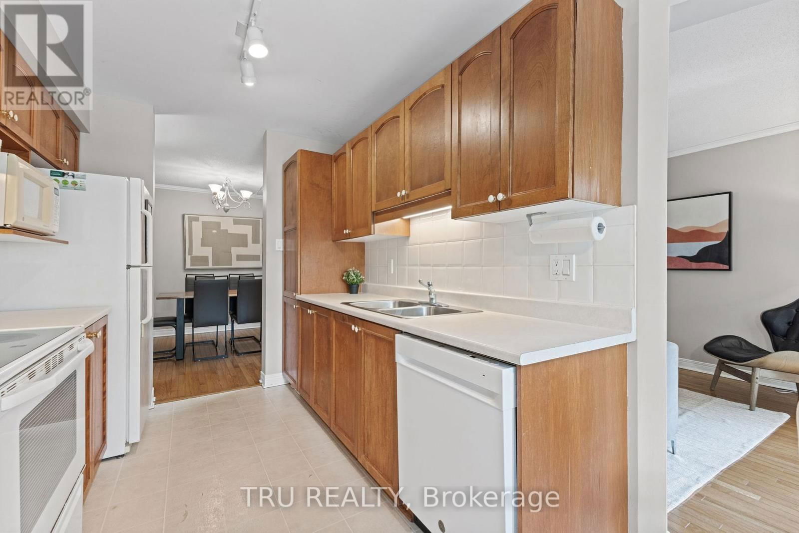 116 REDPATH DRIVE Image 15