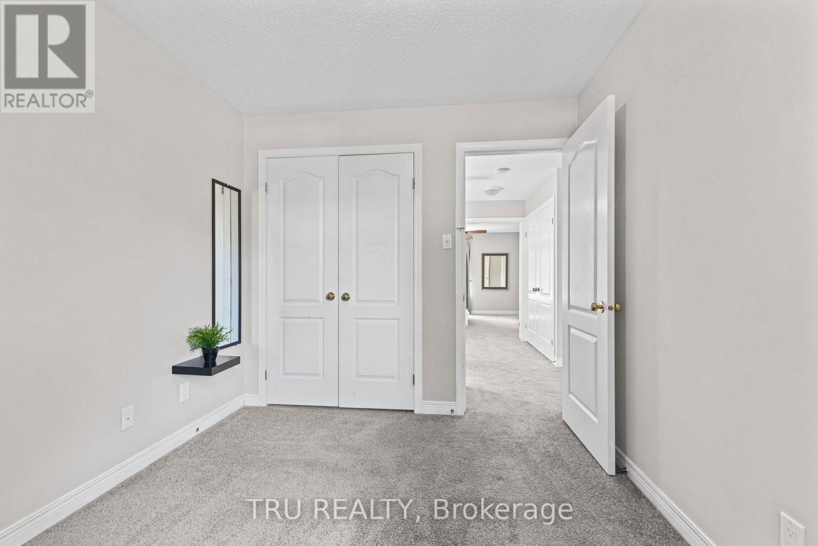 116 REDPATH DRIVE Image 32