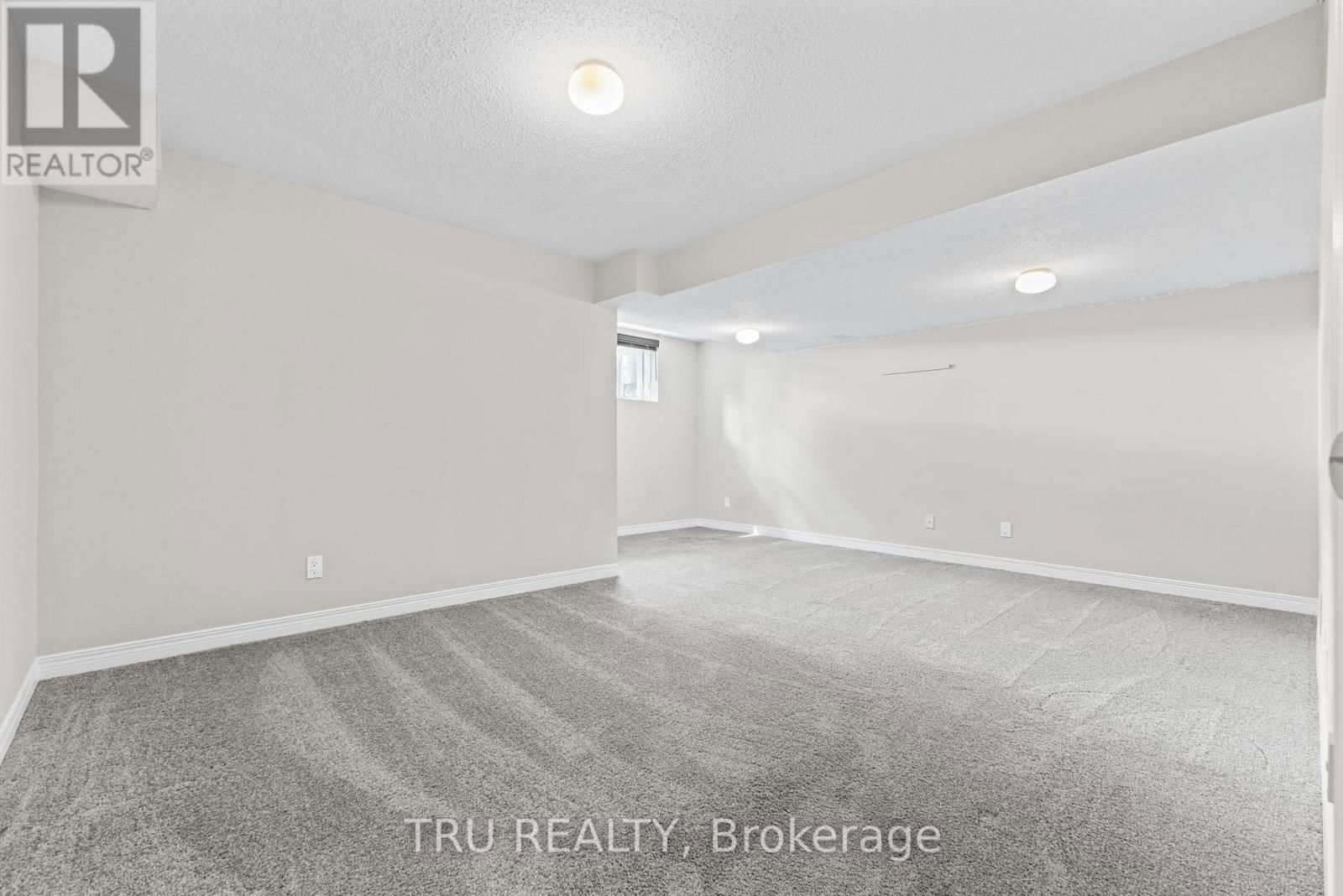 116 REDPATH DRIVE Image 34