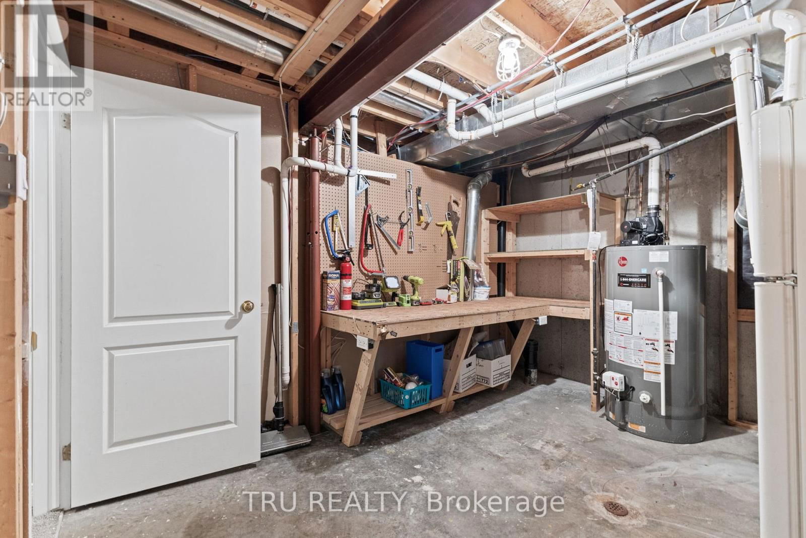 116 REDPATH DRIVE Image 36