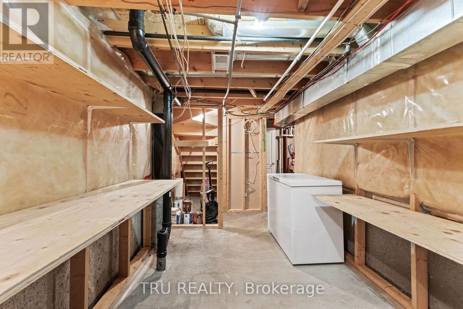 116 REDPATH DRIVE Image 37