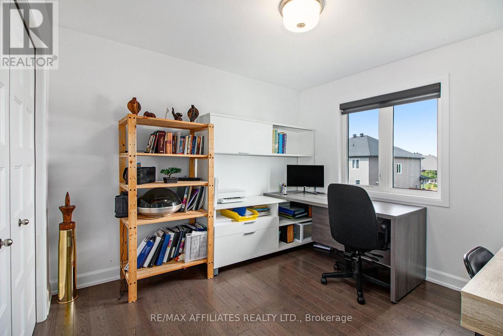 129 LYON STREET Image 23