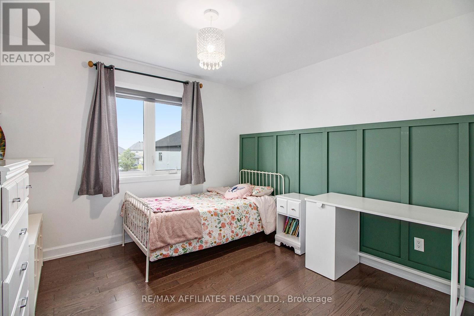 129 LYON STREET Image 24