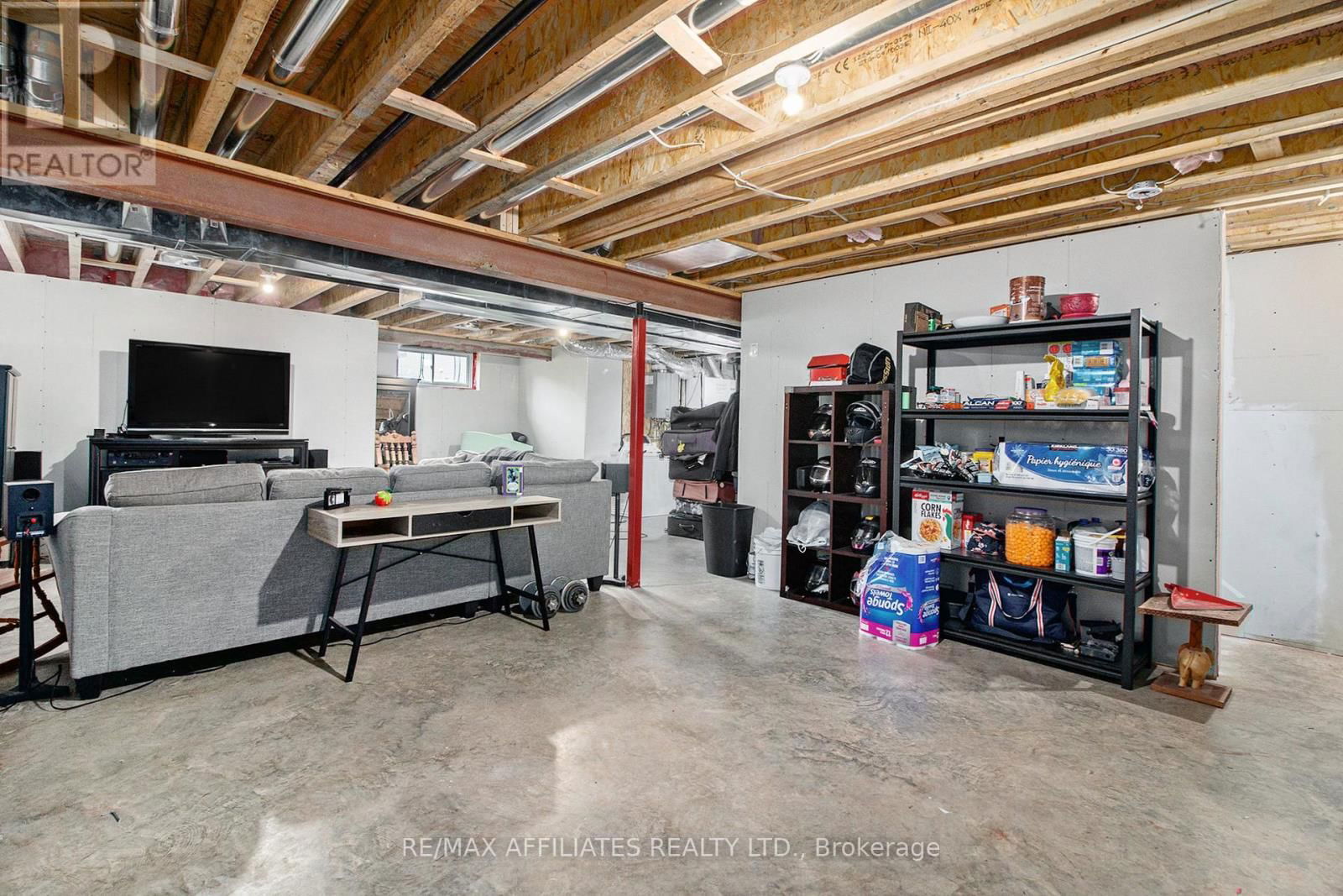 129 LYON STREET Image 27