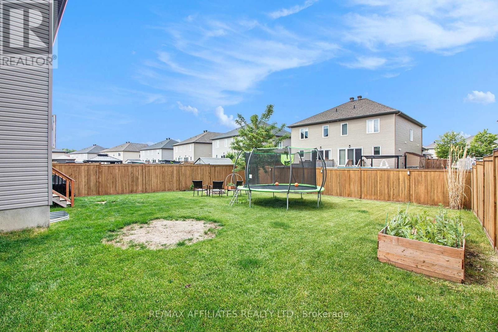 129 LYON STREET Image 29