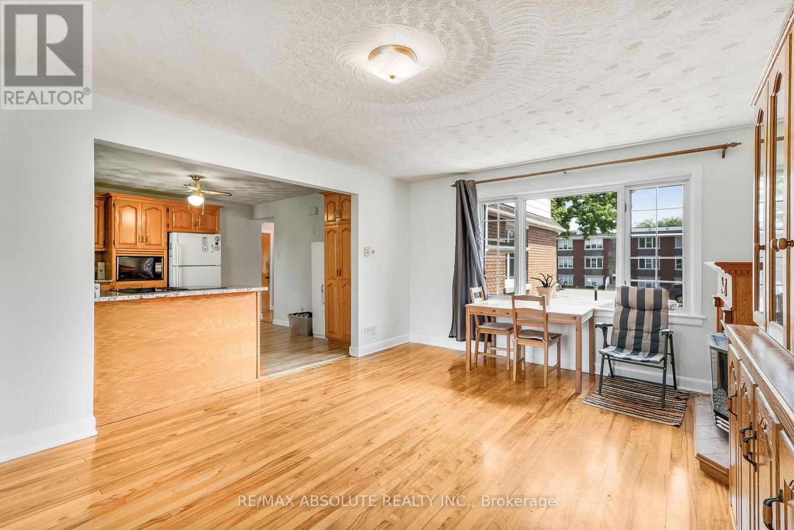 352 LACASSE AVENUE Image 11